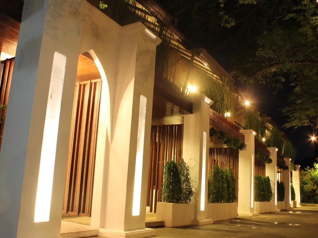 Chompor Lanna Hotel Chiang Mai Ngoại thất bức ảnh